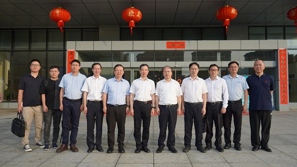 院士来访，为东风柳汽点赞！