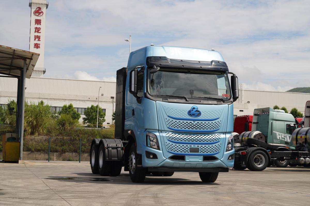 国四置换至高省14万！乘龙H7 Pro纯电牵引车卡友创富新选择