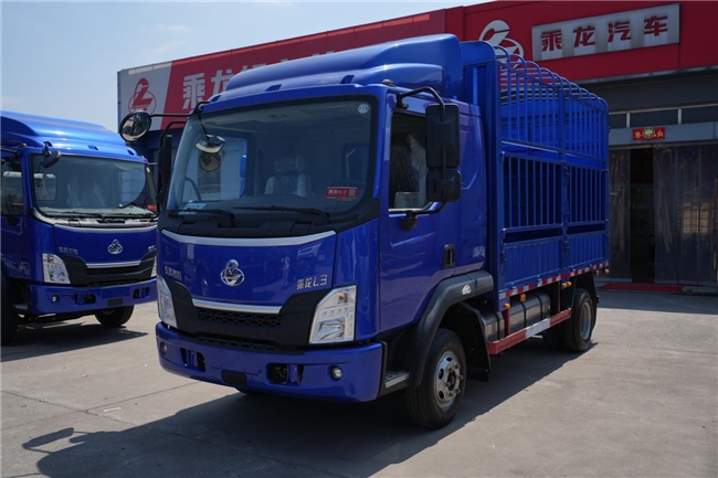 拉重货、跑长途 首选乘龙L3